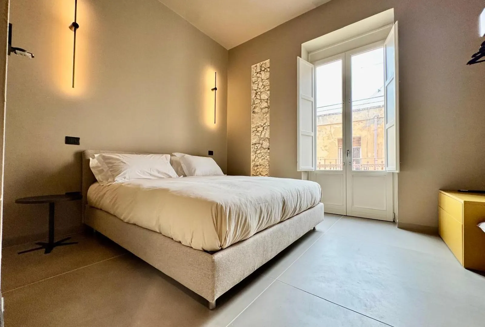 Vittoria 61 Apartment Syracuse